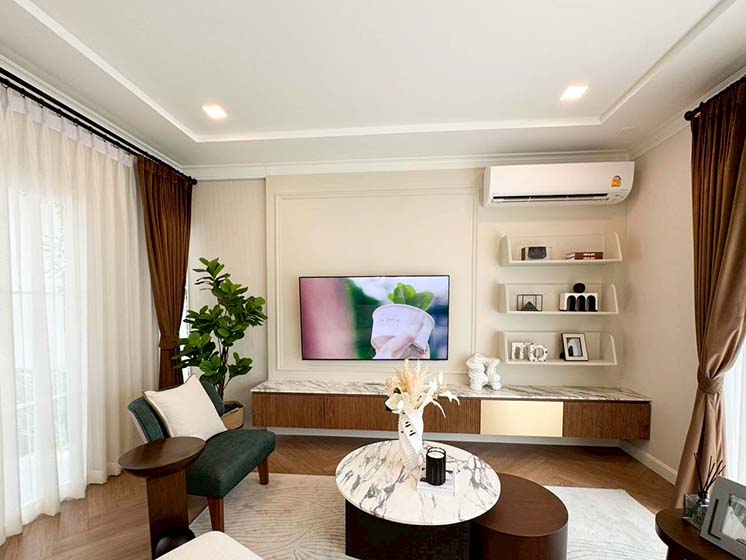 House with Shared Pool in Bangnatrad 